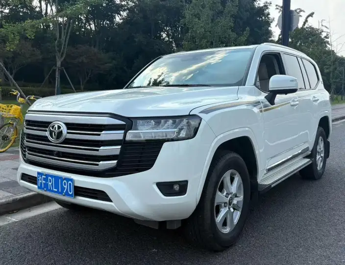 Land Cruiser (import 2022 Model 4.0L Automatic 4WD 7 seat Parallel Imported – фото 1