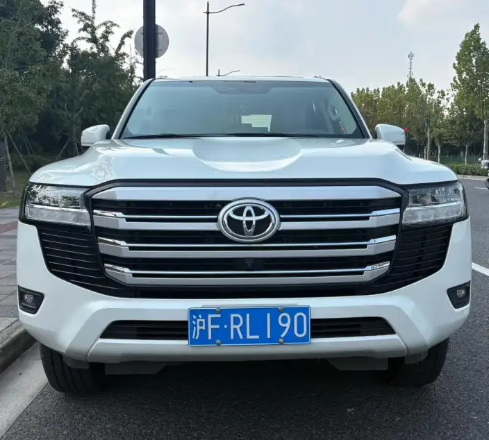 Land Cruiser (import 2022 Model 4.0L Automatic 4WD 7 seat Parallel Imported – фото 2