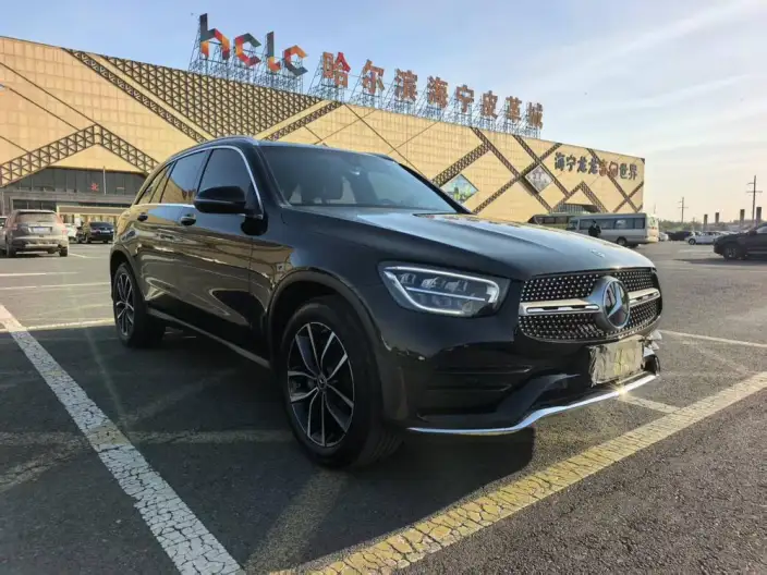 Mercedes-Benz GLC 2022 Model GLC 260 L 4MATIC Luxury Model – фото 3