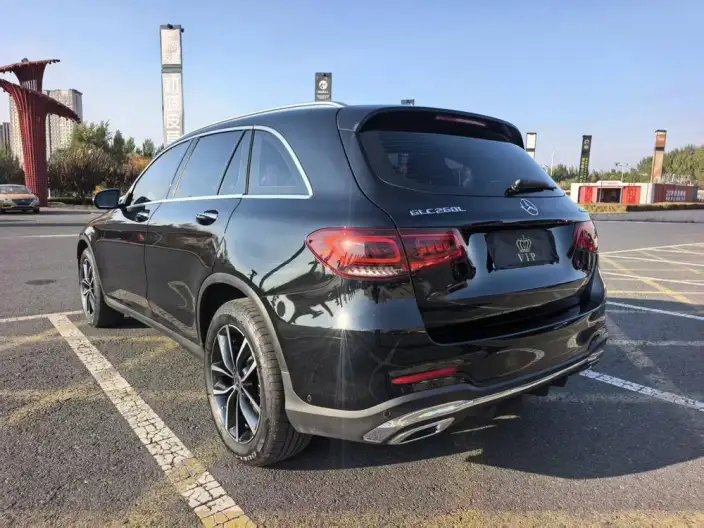 Mercedes-Benz GLC 2022 Model GLC 260 L 4MATIC Luxury Model – фото 5