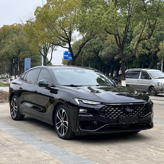 Ford Mondeo 2022 Facelift EcoBoost 245 ST-Line – фото 3