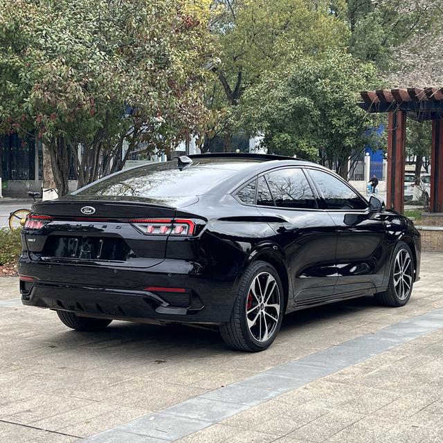 Ford Mondeo 2022 Facelift EcoBoost 245 ST-Line – фото 4