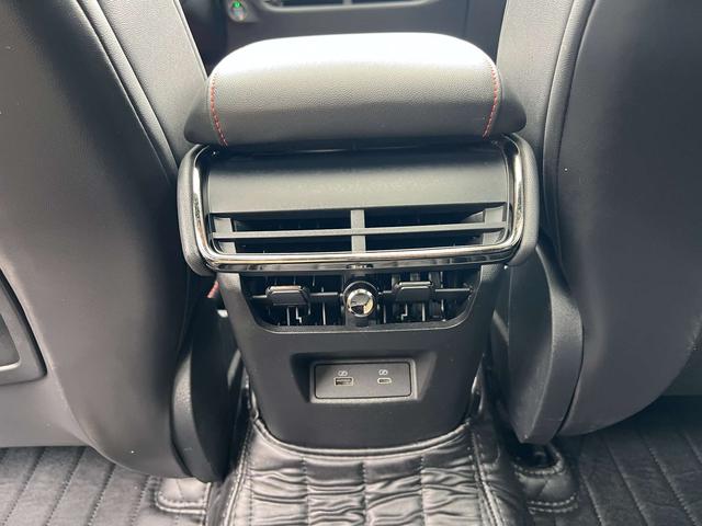 Ford Mondeo 2022 Facelift EcoBoost 245 ST-Line – фото 15