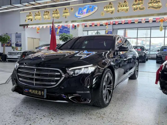 Mercedes-Benz E-Class 2025 Model E 300 L Luxury Model sedan – фото 1