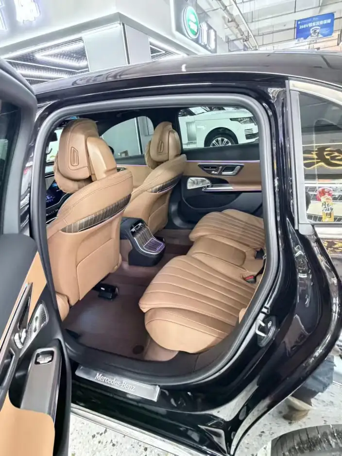 Mercedes-Benz E-Class 2025 Model E 300 L Luxury Model sedan – фото 7