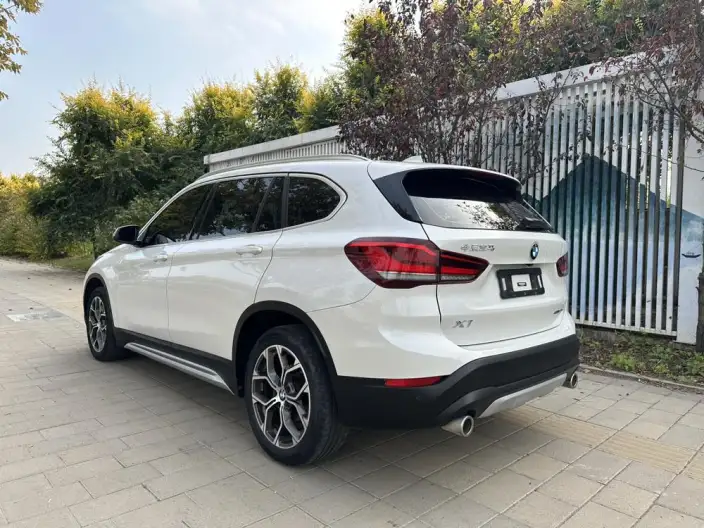 BMW X1 2022 Model sDrive20Li Exclusive Model – фото 4