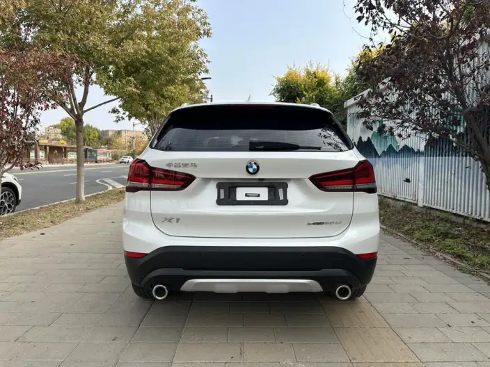 BMW X1 2022 Model sDrive20Li Exclusive Model – фото 5