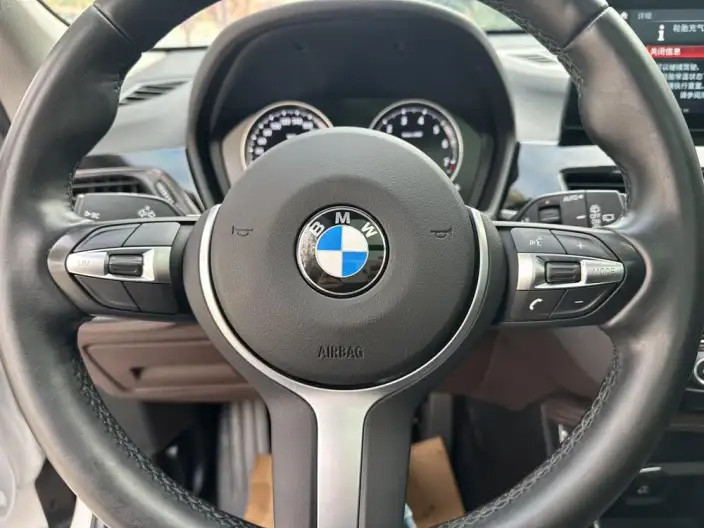 BMW X1 2022 Model sDrive20Li Exclusive Model – фото 10