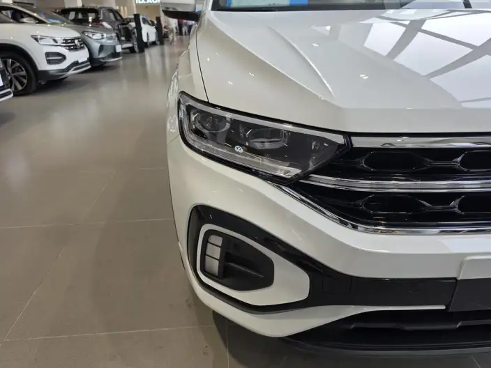 Volkswagen T-Roc 2023 Model 300TSI DSG Chenguang Edition – фото 6