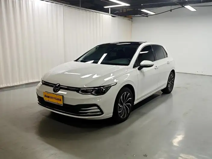 Volkswagen Golf 2021 Model 280TSI DSG Pro – фото 1