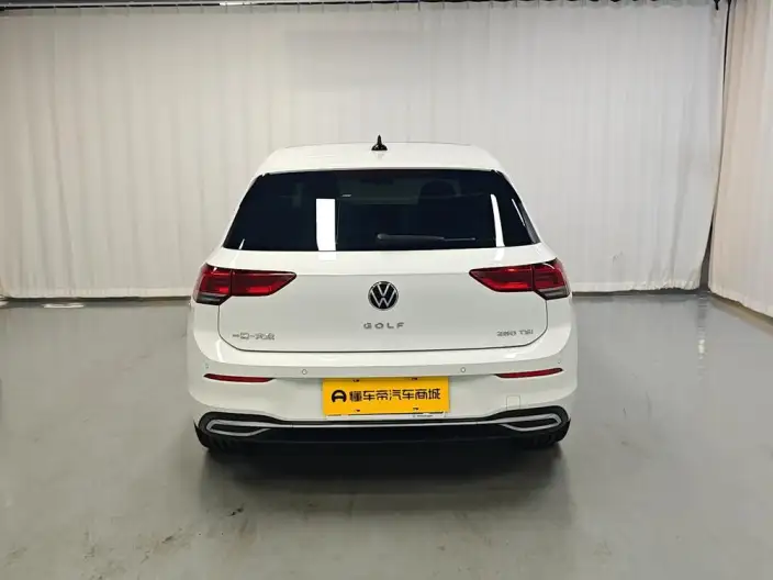 Volkswagen Golf 2021 Model 280TSI DSG Pro – фото 6