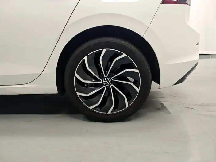 Volkswagen Golf 2021 Model 280TSI DSG Pro – фото 9