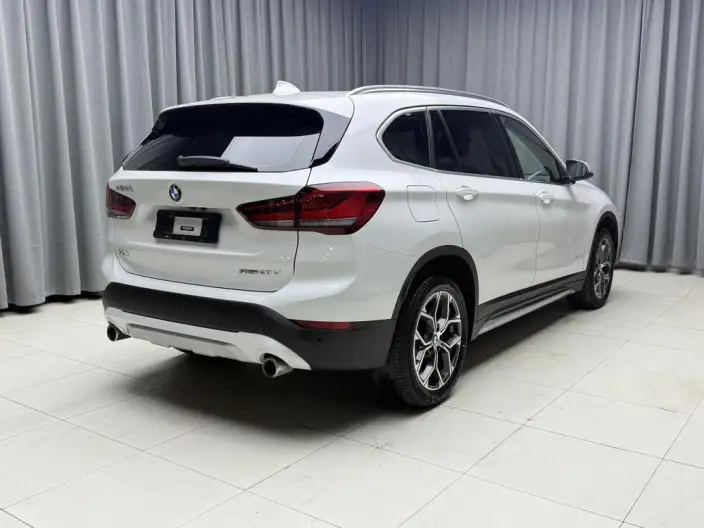 BMW X1 2022 Model sDrive20Li Fashion Model – фото 6