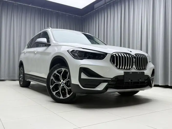 BMW X1 2022 Model sDrive20Li Fashion Model – фото 7
