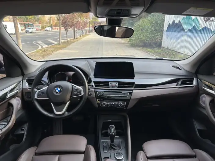 BMW X1 2022 Model sDrive20Li Fashion Model – фото 9