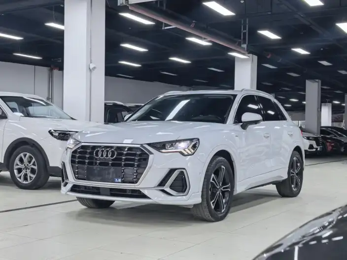 AUDI Q3 2023 Model 35 TFSI Fashion Dynamic Model – фото 1