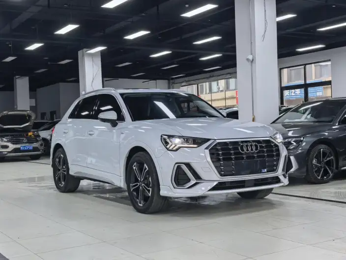 AUDI Q3 2023 Model 35 TFSI Fashion Dynamic Model – фото 3
