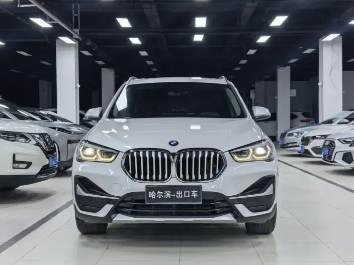 BMW X1 2022 Model sDrive20Li Fashion Model – фото 2
