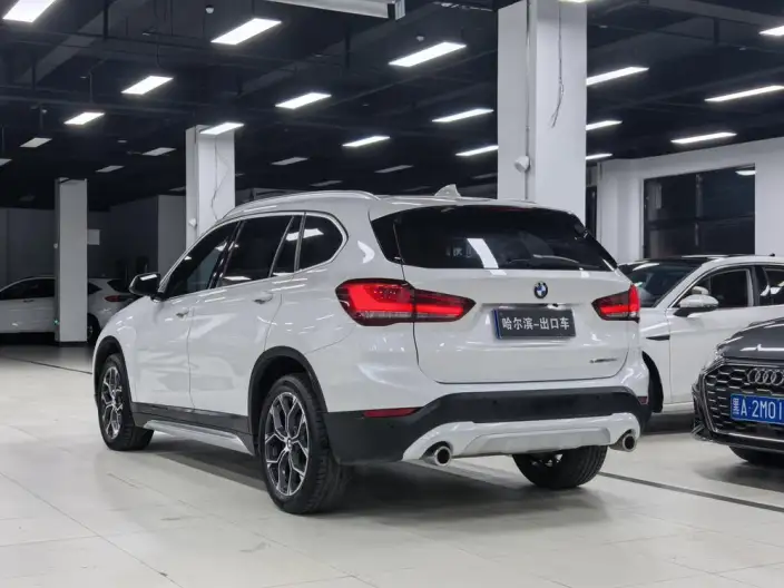BMW X1 2022 Model sDrive20Li Fashion Model – фото 5