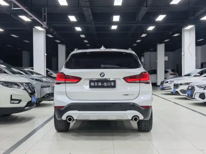 BMW X1 2022 Model sDrive20Li Fashion Model – фото 6