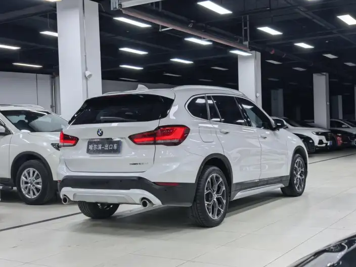 BMW X1 2022 Model sDrive20Li Fashion Model – фото 7