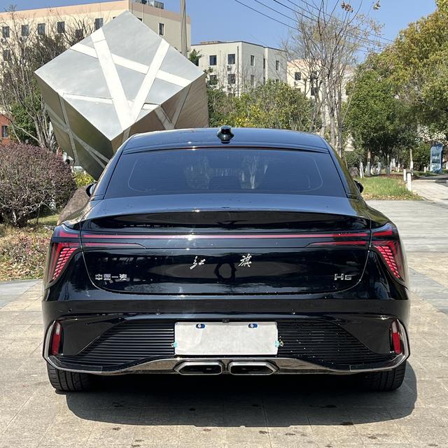 HONGQI H6 2024 2.0T Stylish Edition – фото 5