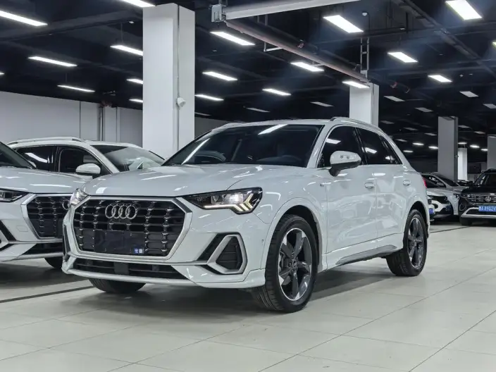 AUDI Q3 2023 Model 35 TFSI Fashion Dynamic Model – фото 1