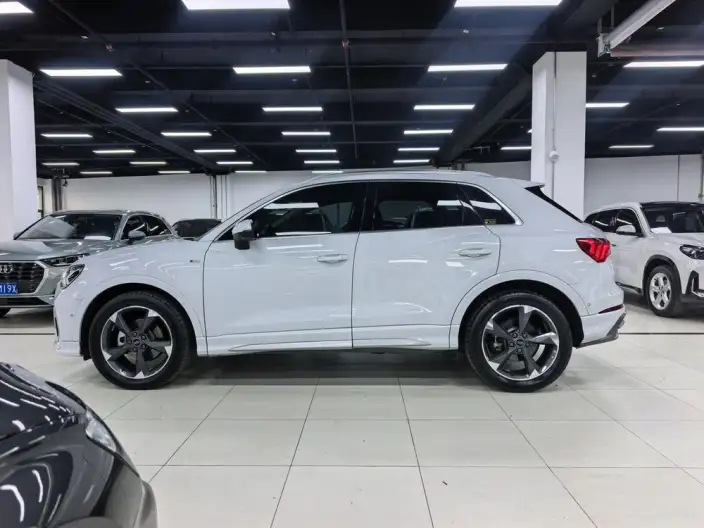 AUDI Q3 2023 Model 35 TFSI Fashion Dynamic Model – фото 4