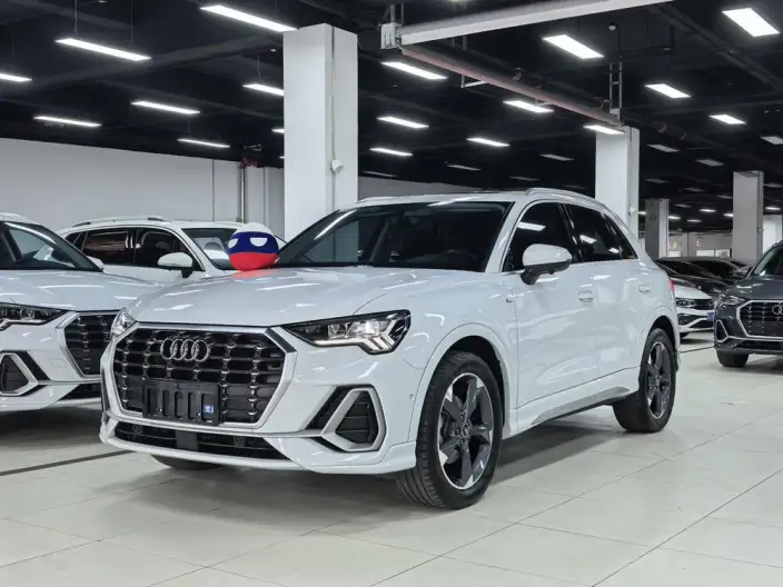 AUDI Q3 2023 Model 35 TFSI Fashion Dynamic Model – фото 1