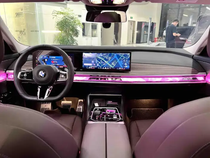 BMW 7 Series 2026 Model Facelift 735Li M Sports Set – фото 6