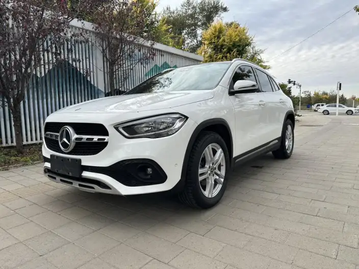 Mercedes-Benz GLA 2022 Model Facelift GLA 180 – фото 1