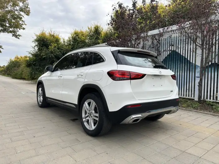 Mercedes-Benz GLA 2022 Model Facelift GLA 180 – фото 4