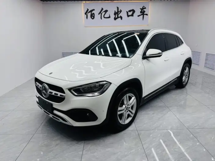 Mercedes-Benz GLA 2022 Model GLA 180 – фото 1