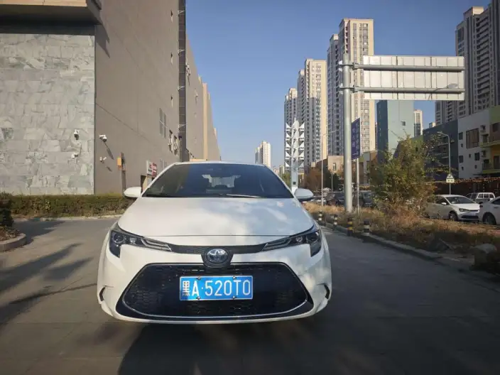 Toyota Levin 2022 Model Hybrid 1.8H E-CVT Deluxe Edition – фото 2
