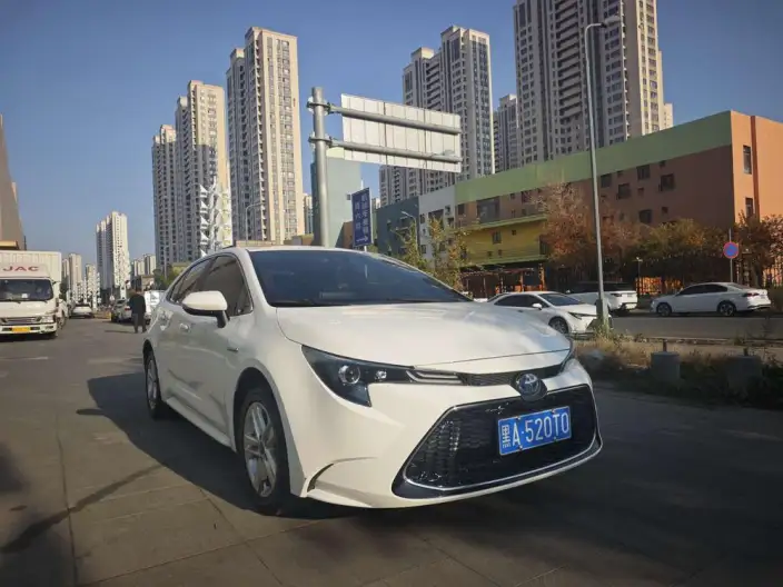 Toyota Levin 2022 Model Hybrid 1.8H E-CVT Deluxe Edition – фото 3