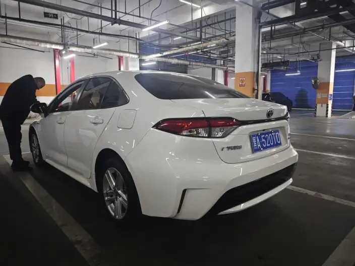 Toyota Levin 2022 Model Hybrid 1.8H E-CVT Deluxe Edition – фото 4