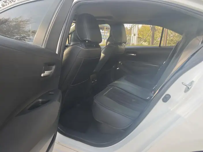 Toyota Levin 2022 Model Hybrid 1.8H E-CVT Deluxe Edition – фото 9
