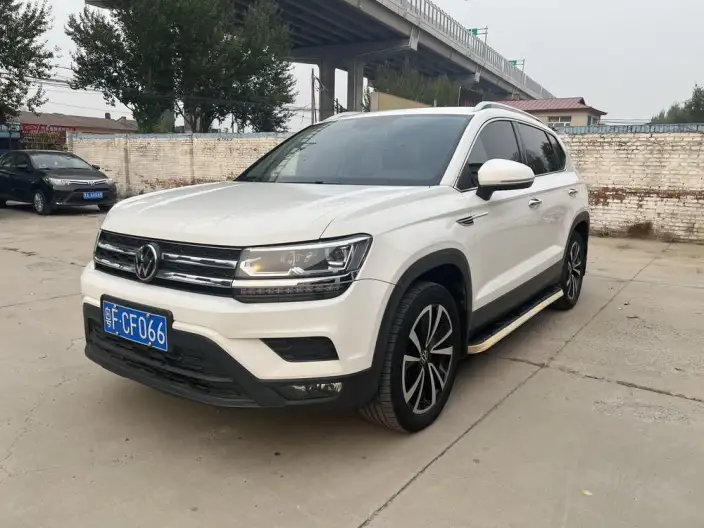 Volkswagen Tharu 2022 Model 280TSI 2WD Deluxe Edition – фото 1