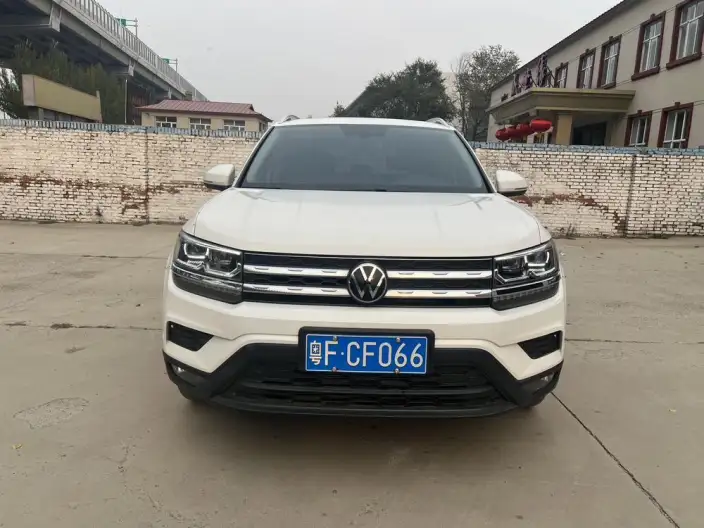 Volkswagen Tharu 2022 Model 280TSI 2WD Deluxe Edition – фото 2