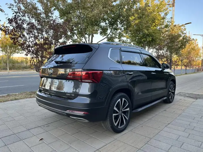 Volkswagen Tharu 2022 Model 280TSI 2WD Deluxe Edition – фото 6