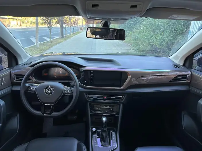 Volkswagen Tharu 2022 Model 280TSI 2WD Deluxe Edition – фото 10
