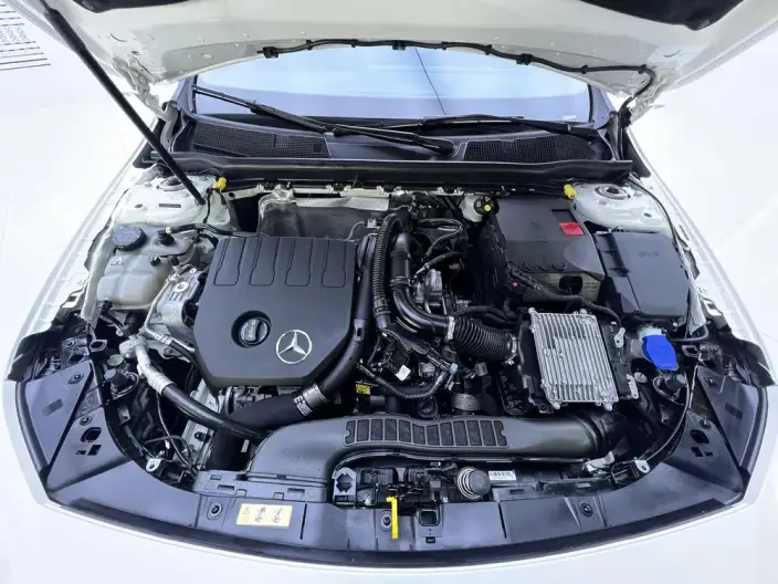 Mercedes-Benz A-class 2023 Model A 180 L – фото 7
