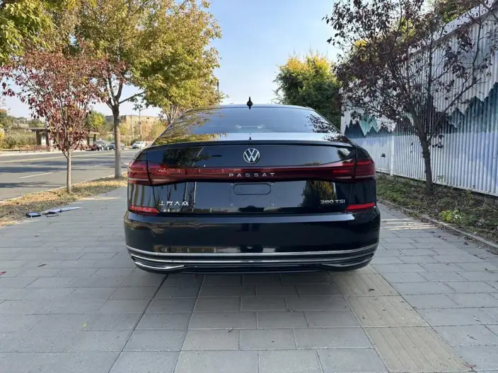 Volkswagen Passat 2023 Model 280TSI Elite Edition – фото 5