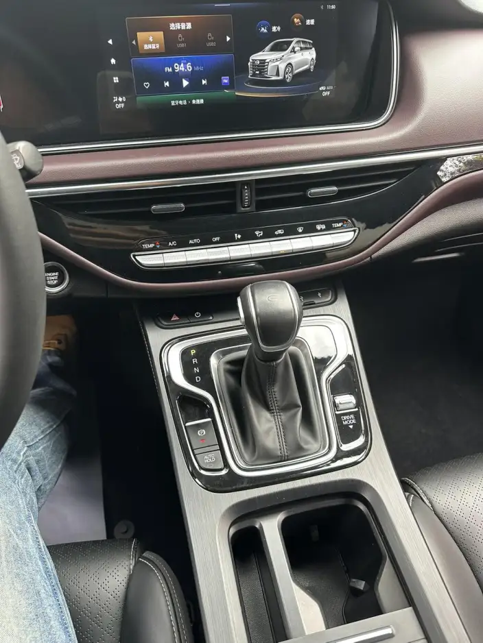 GAC Trumpchi M6 2021 Model Pro 270T Automatic Deluxe Edition – фото 9