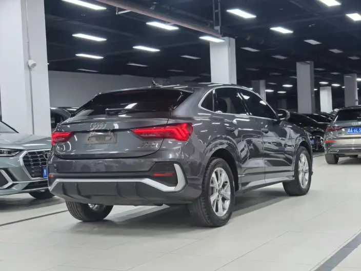 AUDI Q3 Sportback 2023 Model 35 TFSI Enterprising Model – фото 6