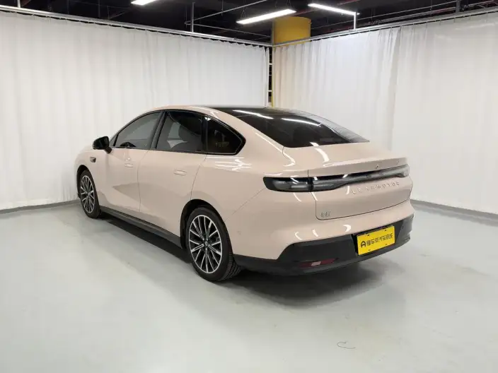Leapmotor B01 2025 Model 550 Yuexiang Edition – фото 5
