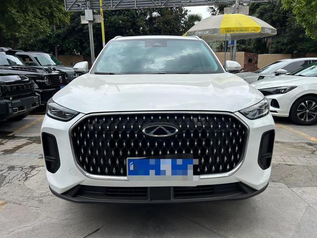 Chery Tiggo 8L 2024 2.0T Automatic Luxury – фото 2