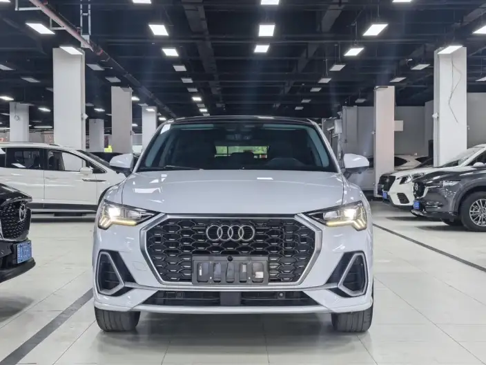 AUDI Q3 Sportback 2022 Model 35 TFSI Enterprising Model – фото 2