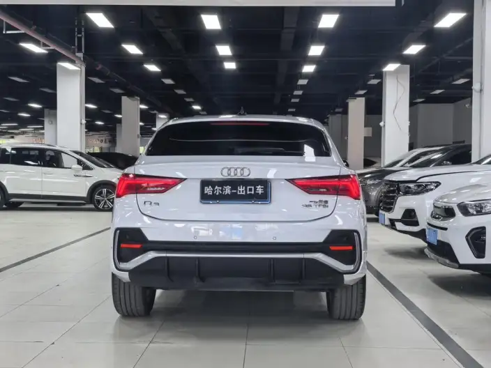 AUDI Q3 Sportback 2022 Model 35 TFSI Enterprising Model – фото 6