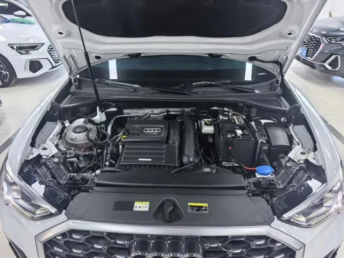 AUDI Q3 Sportback 2022 Model 35 TFSI Enterprising Model – фото 8